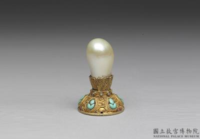 图片[2]-Gold finial inlaid with a Dong pearl for the emperor’s formal court hat, Qing dynasty (1644-1911)-China Archive